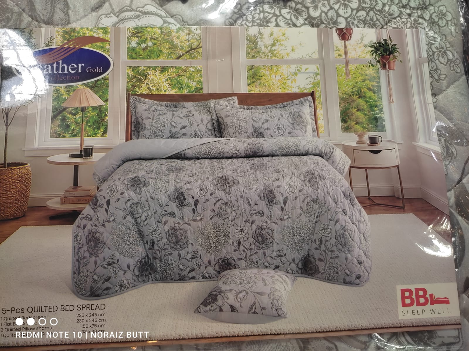 Feather Gold Collection – 5-Piece Quilted Bedspread Set (Damask Blue) - Image 2